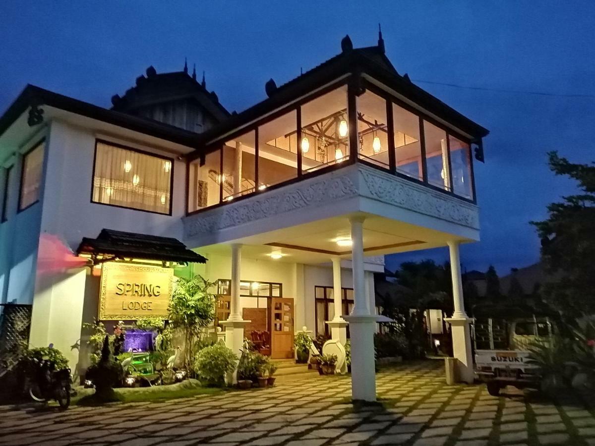 สปริง ลอดจ์ Hotel ยองชเว ภายนอก รูปภาพ
